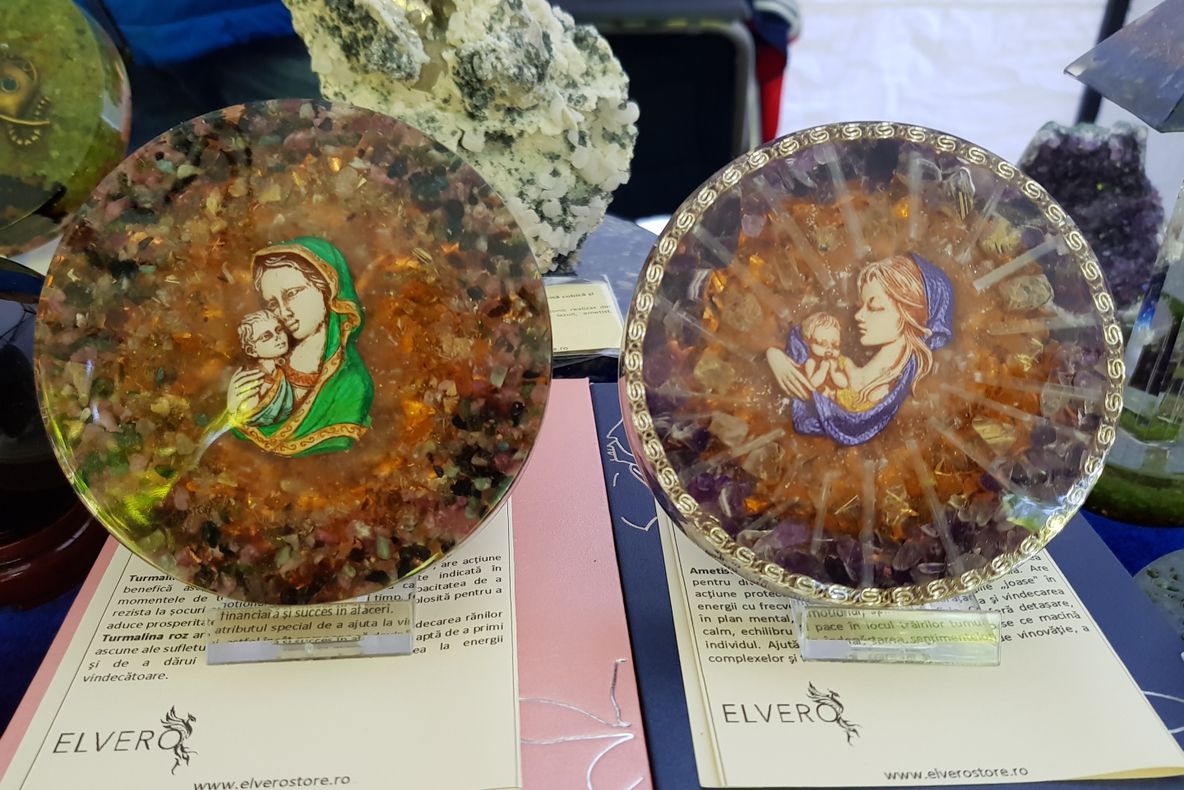 Noaptea Muzeelor la Geologie cu bijuterii de suflet