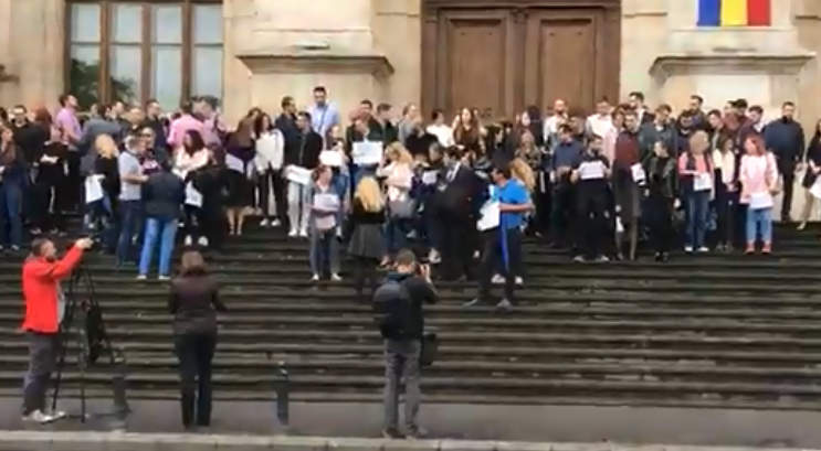 Protest al magistraţilor în Bucureşti, se cere suspendarea comisiei Ioradche