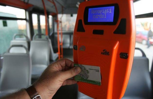 RATB dă o veste prostă, nu trece cardul prin faţa validatorului!