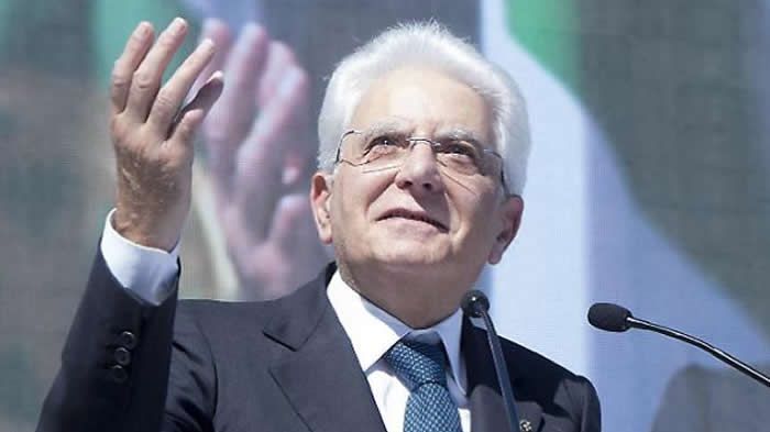 Criza politică din Italia se adâncește. Se cere judecarea președintelui Matarella