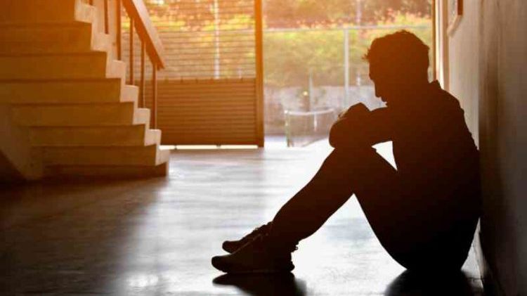 Studiu deprimant: ce se întâmplă cu cei care suferă de singurătate