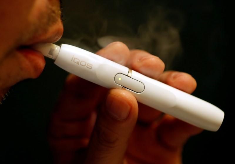 Ţigările iQOS ne spionează! Avertismentul transmis de un fost angajat Philip Morris