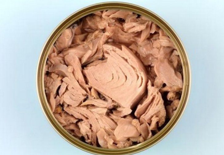 Pericolul din conservele de ton. Descoperire șocantă făcută de cercetători