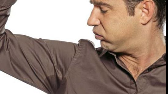 Transpirația excesivă în timpul verii poate fi evitată! Iată diverse moduri