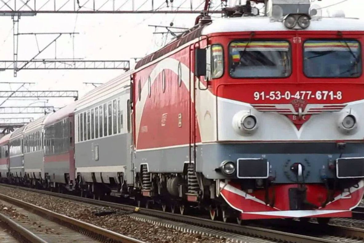 Un bărbat a murit după ce a fost lovit de tren