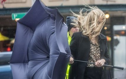 ALERTĂ METEO: fenomene periculoase, în următoarele ore: furtuni şi grindină. HARTA