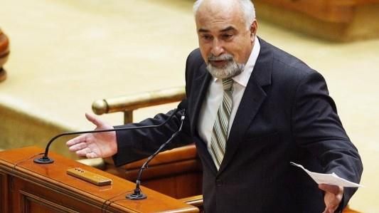 Vosganian se menține pe poziții în diferendul din coaliție pe legea offshore