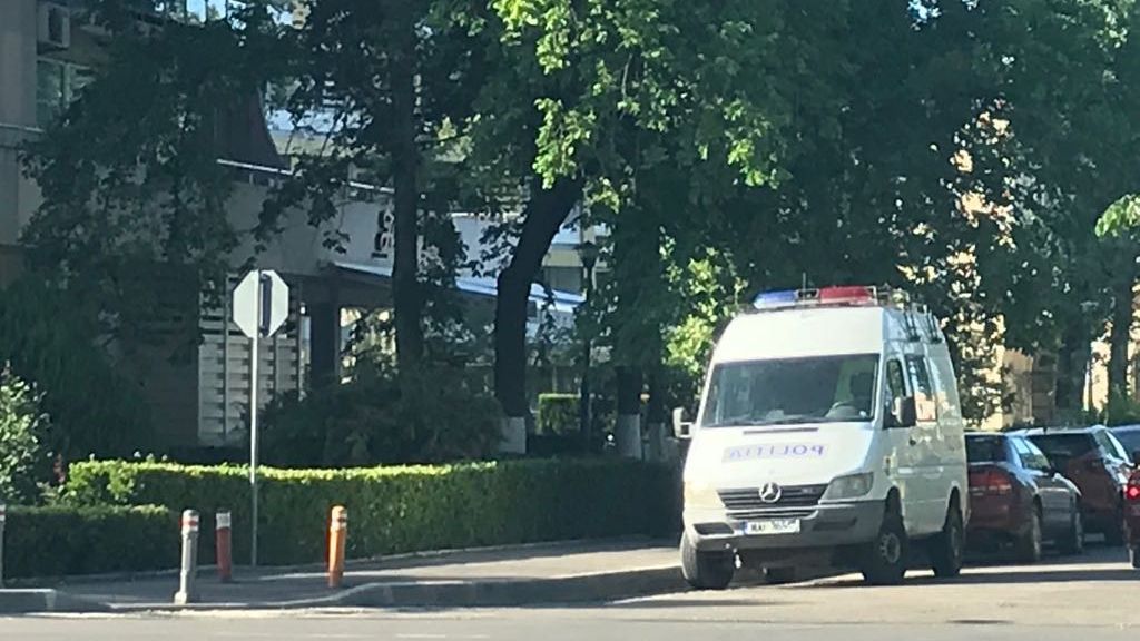 Moarte suspectă în staţiunea Mamaia - criminaliştii investighează la faţa locului