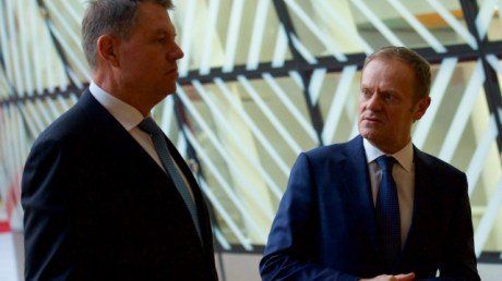 Iohannis îl contrazice pe Tusk privind relaţia cu SUA