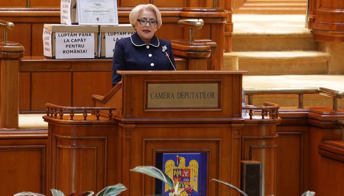 Nu perlele lui Dăncilă sunt problema. Premierul își asumă integral modificările la procedura penală!