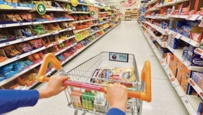 Cea mai mare ţeapă din supermarketuri. Ce fac angajaţii fără ca tu să îţi dai seama