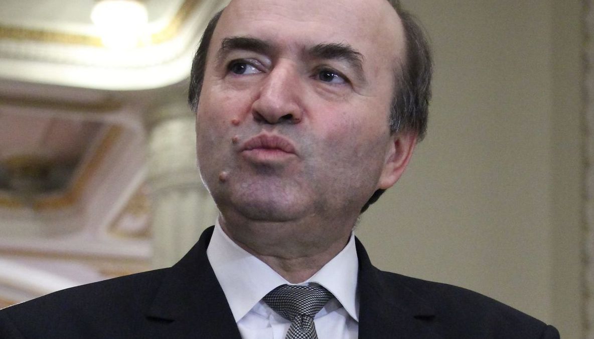 Ministrul Justiției: Vrem să construim 15 arhive mari, una pentru fiecare Curte de Apel