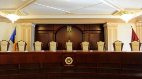 CCR admite sesizarea PNL şi USR privind Legea finanţării partidelor politice (surse)