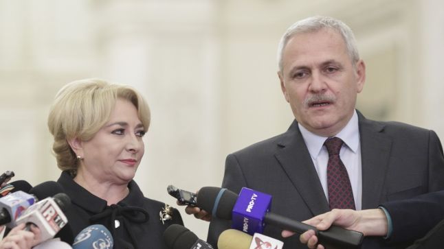 Iohannis, la recepția de Ziua Națională a SUA. Dragnea, Tăriceanu și Dăncilă nu au participat