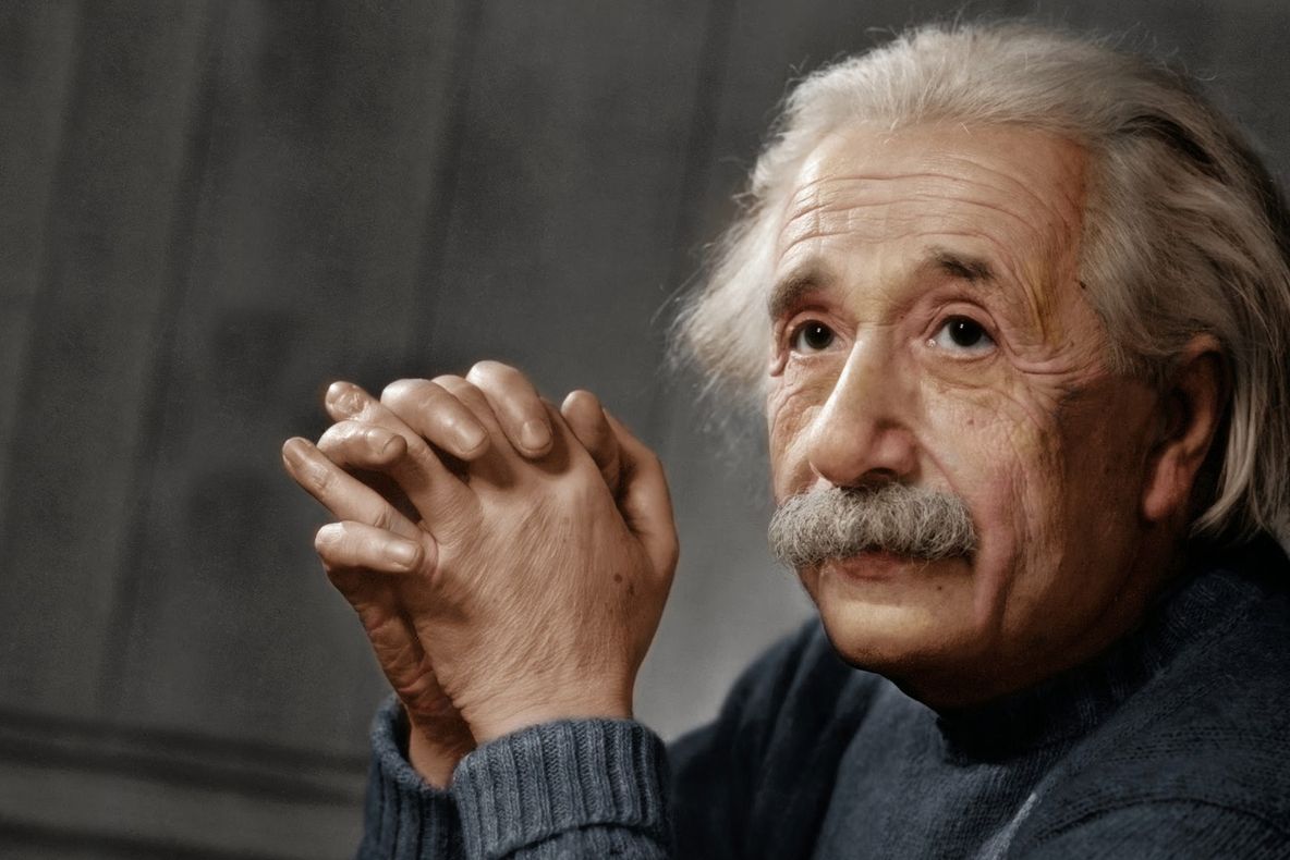 FORMULA FERICIRII scrisă pe o hârtie de Albert Einstein. A oferit-o drept bacşiş unui poștaș japonez - Este UIMITOARE