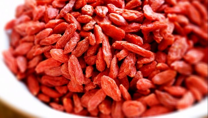 Adevărul despre fructele de goji. Ce sunt, de fapt, Mai mănânci?