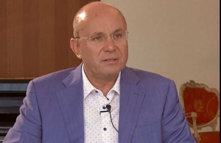 Cozmin Gușă: Ce schimbări politice va genera nominalizarea lui Vlase la șefia SIE
