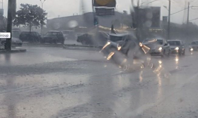 A fost urgie la Braşov, de mulţi ani nu s-a mai văzut aşa un potop! (VIDEO)