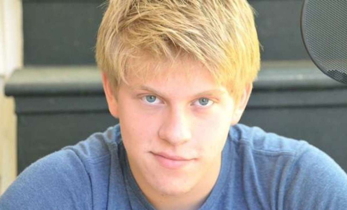 Doliu în lumea filmului. Unul dintre cei mai talentaţi tineri actori a murit. Avea doar 20 de ani