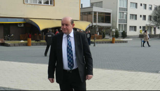 Primar PSD, mai curajos decât toţi liderii: Decizia e corectă, Dragnea ar trebui să se retragă