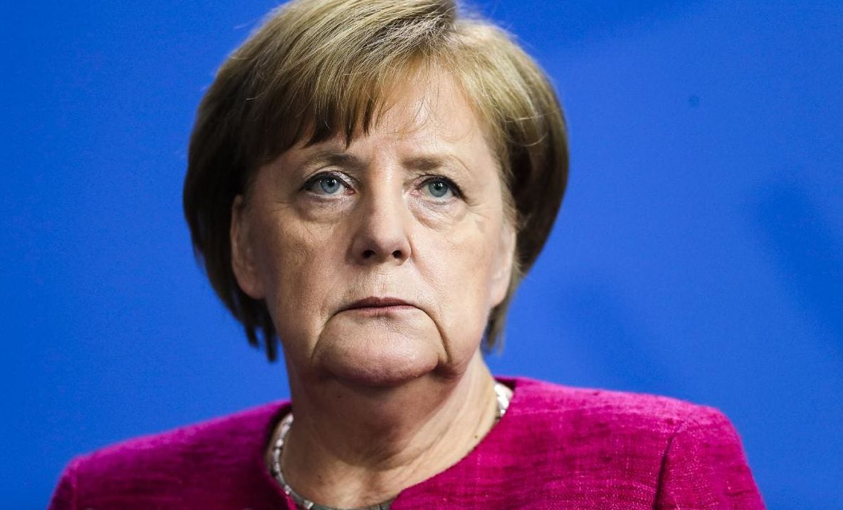 Merkel: "Condiţiile de securitate actuale din Siria nu permit revenirea refugiaţilor"