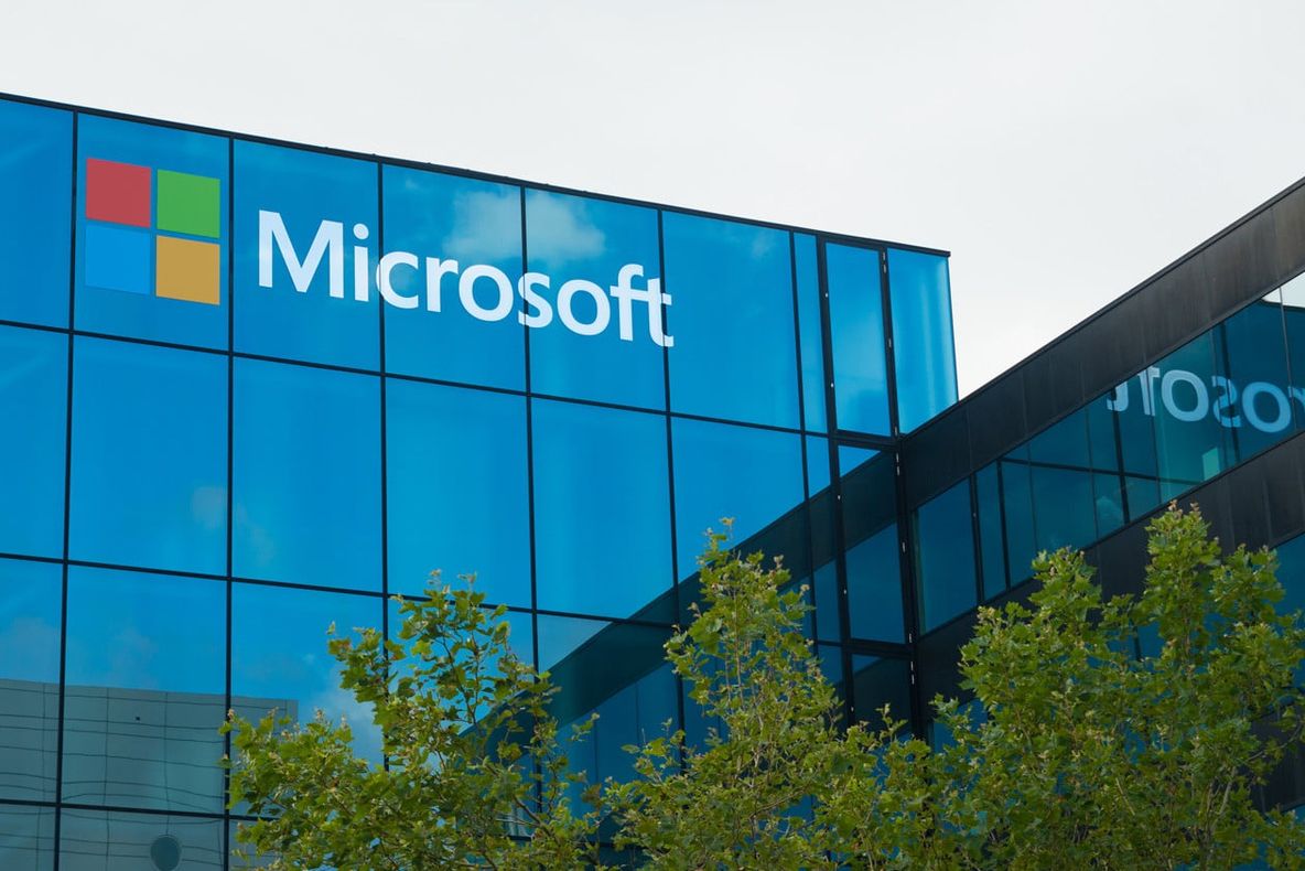 Microsoft, la o nouă tranzacţie de miliarde de dolari. Ce va achiziţiona gigantul