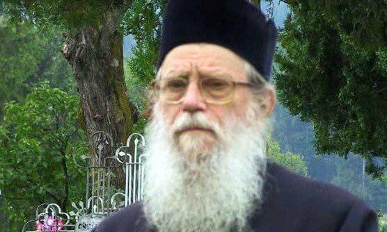 Mare pierdere pentru Biserica Ortodoxă Română. A murit părintele arhimandrit Mina Dobzeu