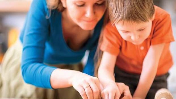 10 lucruri pe care trebuie să le faci în prezența copilului. Tu ştii de ce?