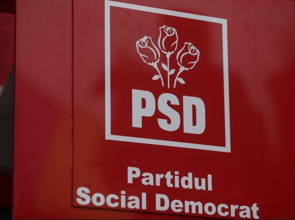 ATAC cu sticle incendiare, la un sediu PSD 