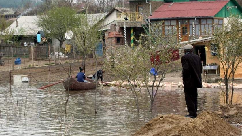 Prăpăd în ţară, după furtuni: peste 400 de gospodării distruse numai în Alba