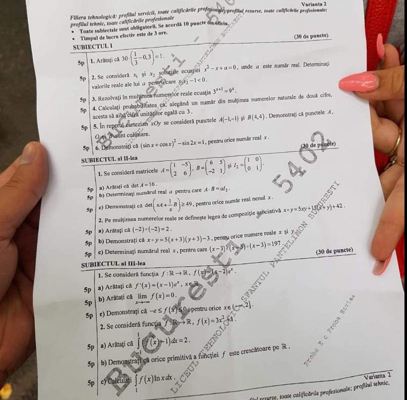 Subiecte Matematica BAC 2018 M2: Subiectul II - o matrice, Subiectul III - două funcţii