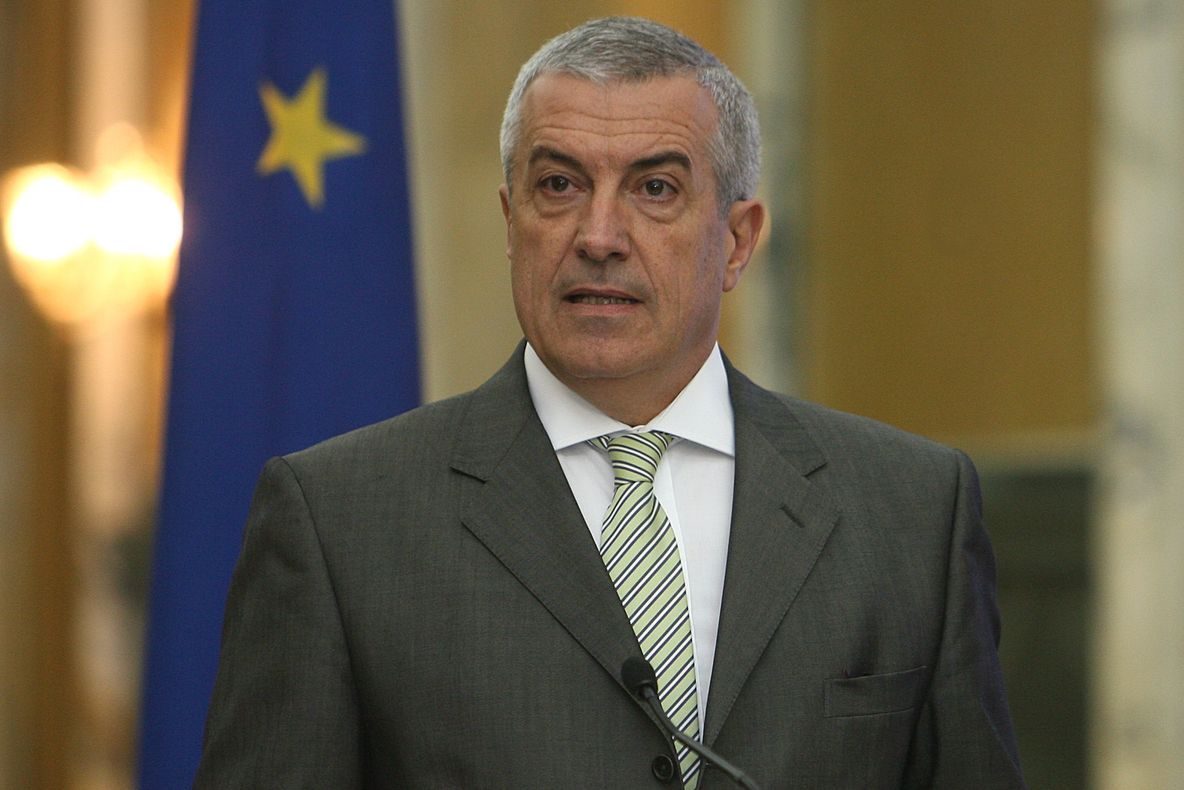 Tăriceanu intervine în criza momentului. "Trecem în aceste zile printr-un moment critic"