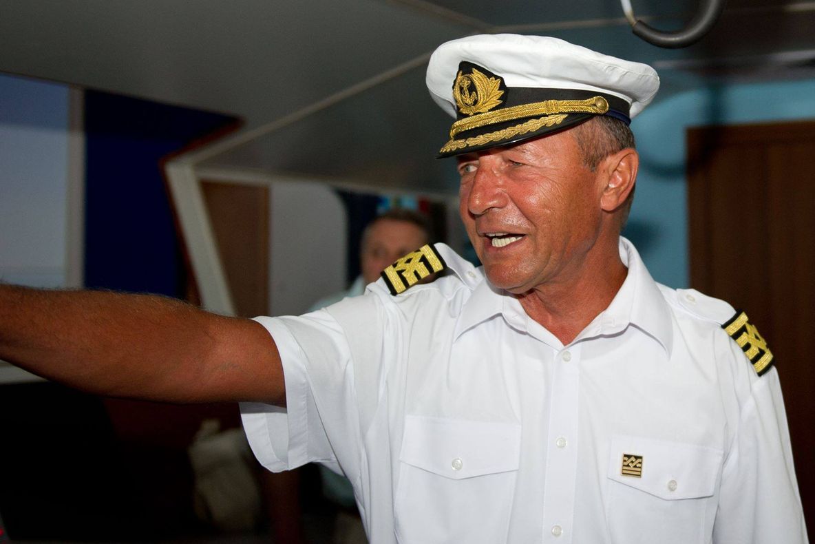 Băsescu: „România se află la mâna şi mintea unui psihopat incult, dar avid de putere”