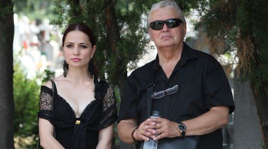 Iubita lui Gheorghe Turda, apariție sexy la înmormântare