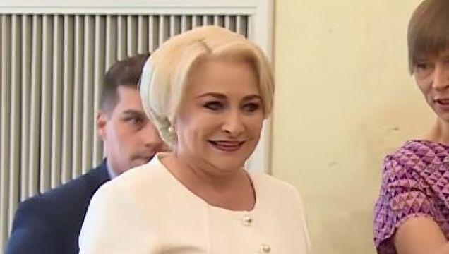 Viorica Dăncilă, jignită chiar pe contul de YouTube al Guvernului