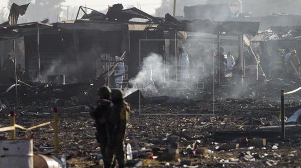 Explozie de amploare la un depozit de artificii din Mexic: Cel puţin 19 morţi şi zeci de răniţi