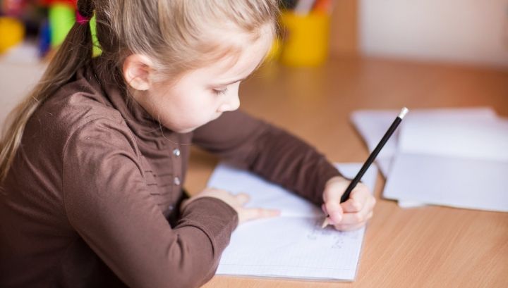 Lucrul neştiut despre persoanele stângace. Ce au în plus. Uimitor!