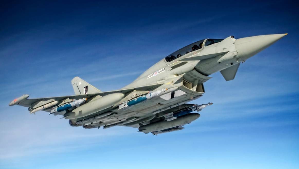 Avioane britanice, trimise din România pentru interceptarea unui bombardier rus deasupra Mării Negre