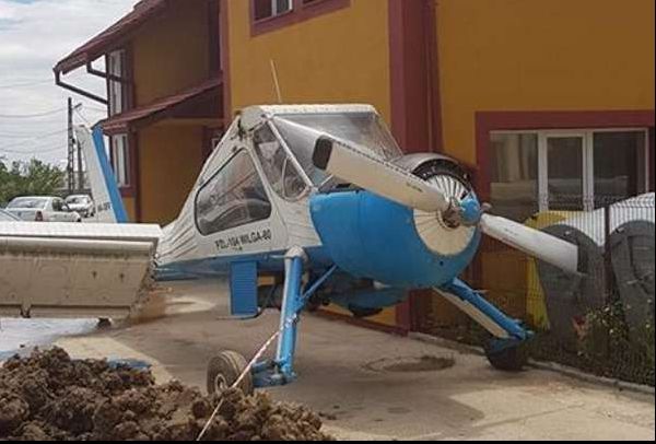 Primărie cu avion, în județul Argeș!