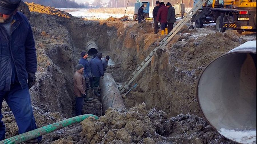 E oficial. Când vor primi din nou apă locuitorii orașului Bacău