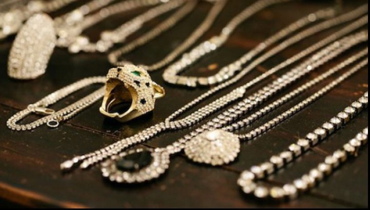 Jaf ca în filme în Insulele Canare. Şase români, arestaţi