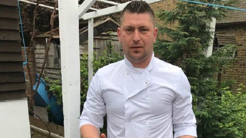 Românul cu "făcălețul" a fost decorat de Regina Marii Britanii 