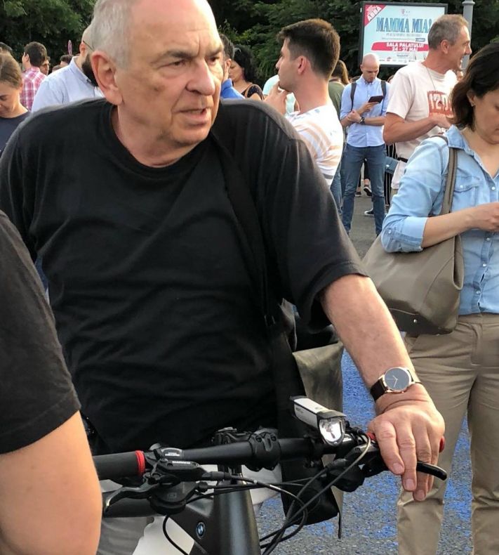 Liiceanu despre Dragnea: Confundă potlogăria cu afacerea și vătăfia cu cariera 