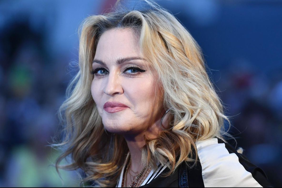 Ştii câţi ani împlineşte Madonna? 