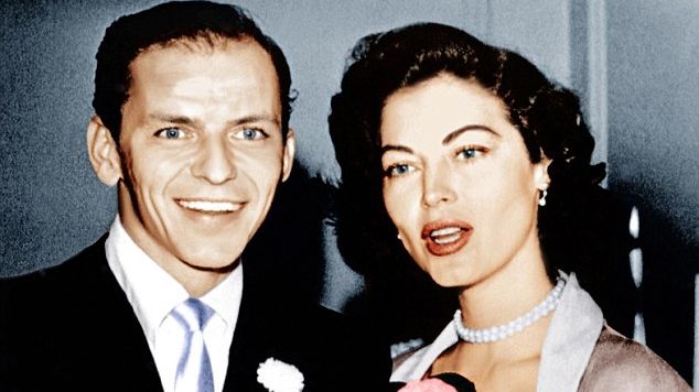 A murit Nancy Sinatra