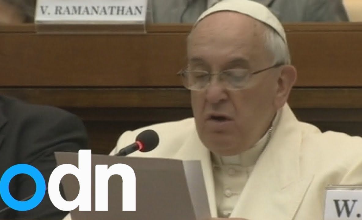 Papa Francisc, abandonat în ajun de Anul Nou! 