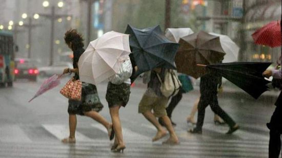 Cum va fi vremea în weekend: Nu scăpăm de ploi. Prognoza pe trei zile