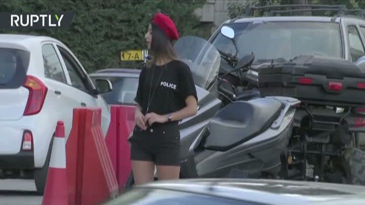 Cele mai sexy poliţiste din lume. VIDEO