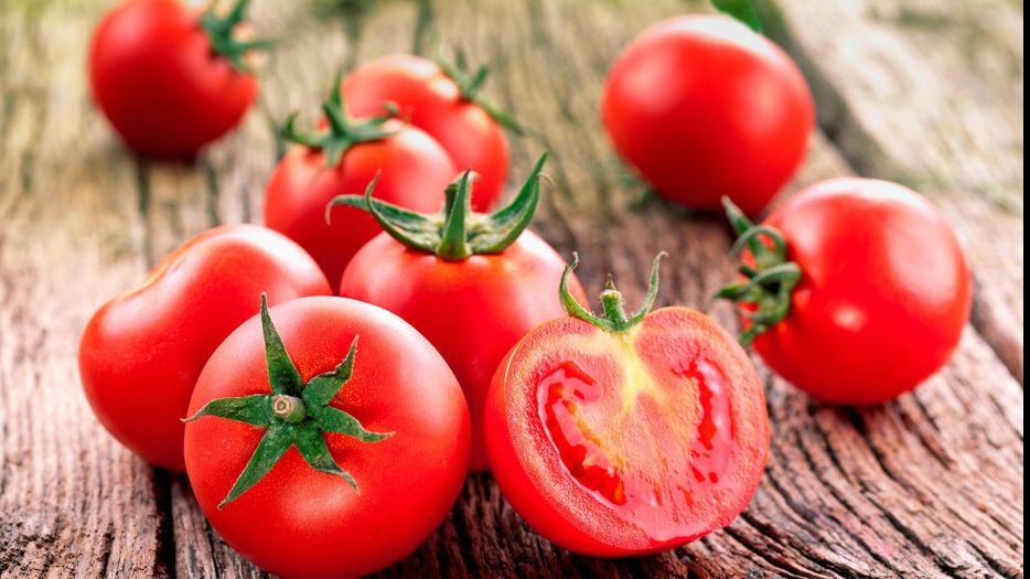 Deliciul de vară cu roşii. Reţeta pe care doar adevăraţii chefi o ştiu 