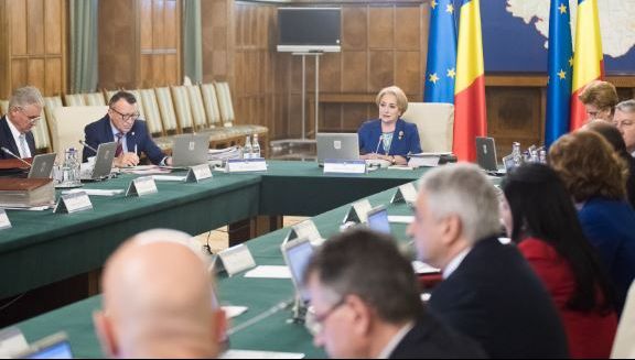 Surse: Ședința de Guvern, devansată